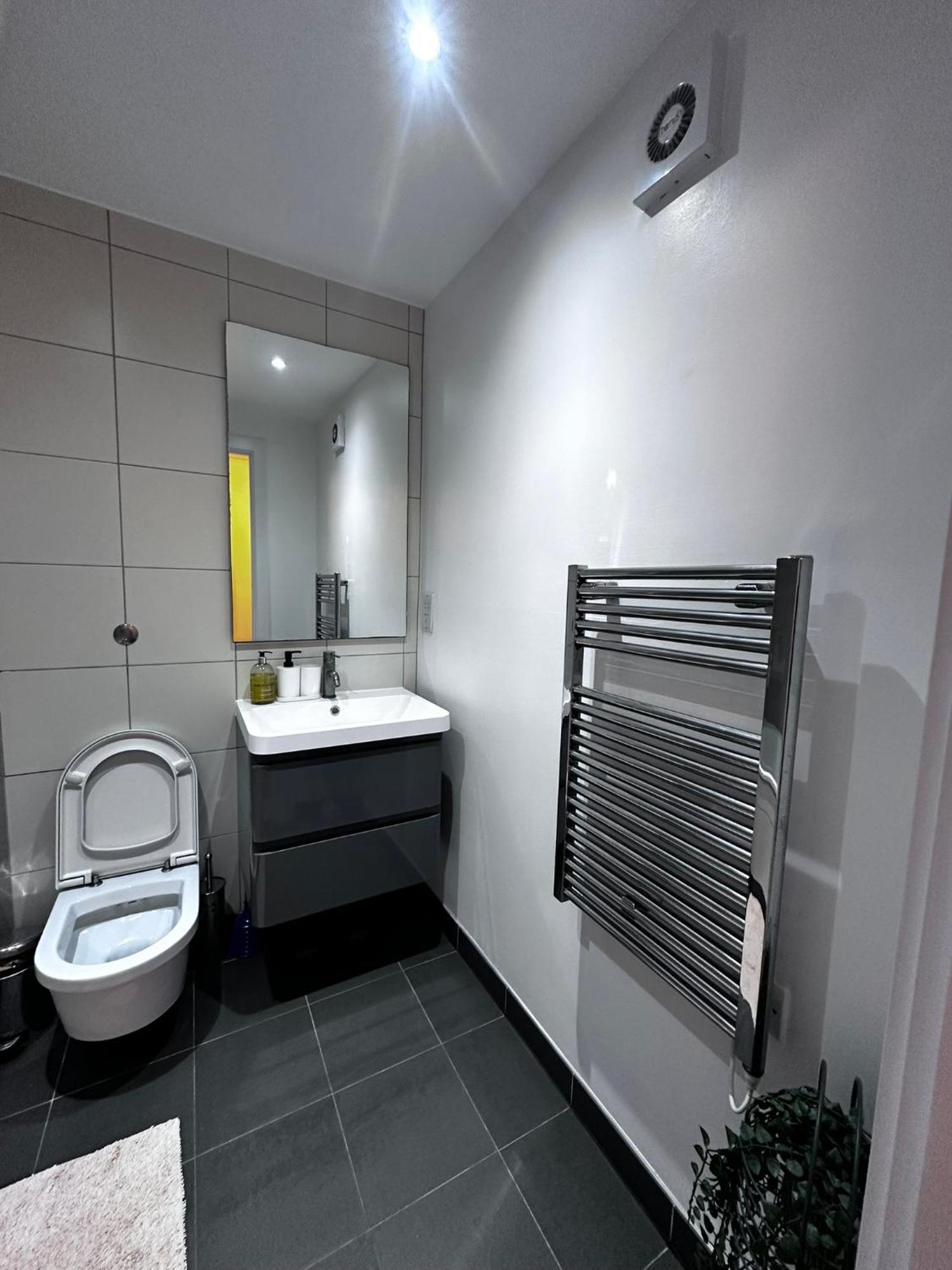 Modern Apartment In Central London By River Thames المظهر الخارجي الصورة